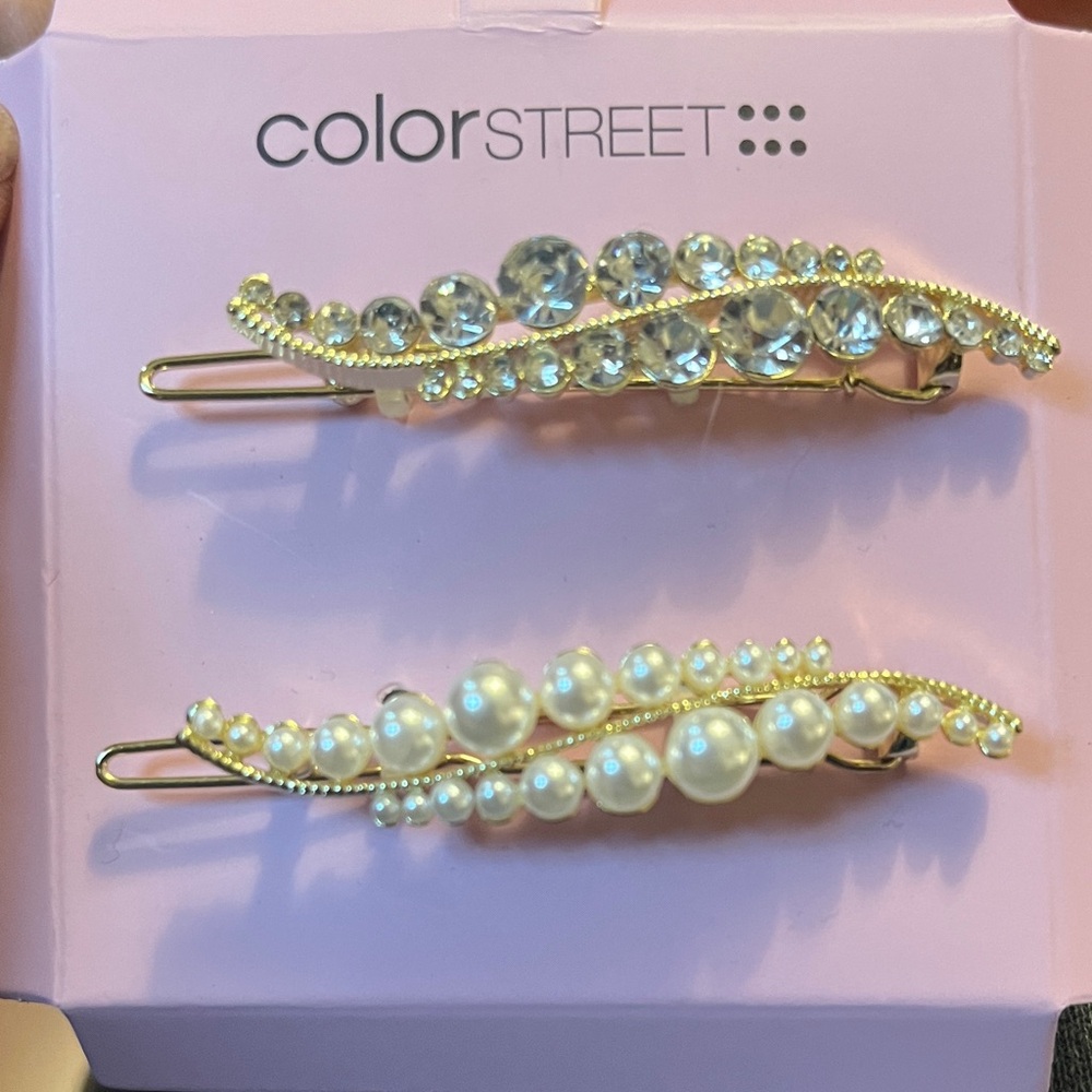 Color Street Gold and Crystal Pearl Hair Clips